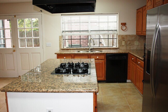 2319 Mill Creek Dr