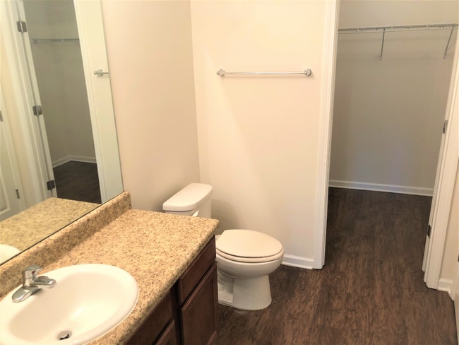 Photo - 92 Roseberry Cir