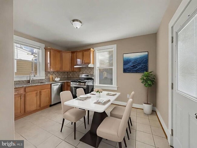 Photo - 5505 Tramore Rd