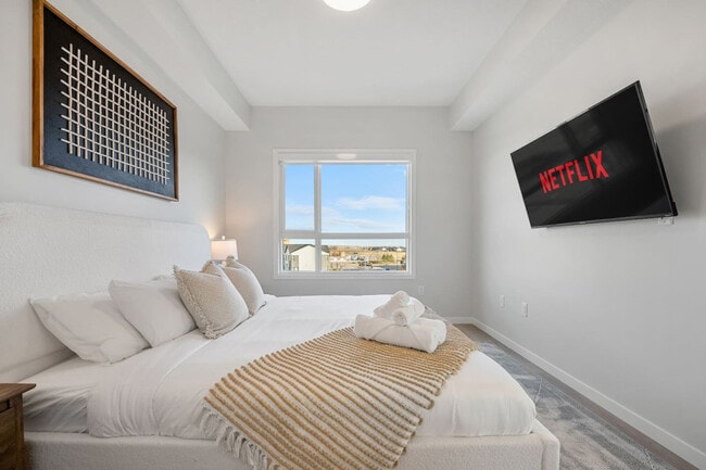 Photo - 220 Seton Grove SE Unit ID1314516P