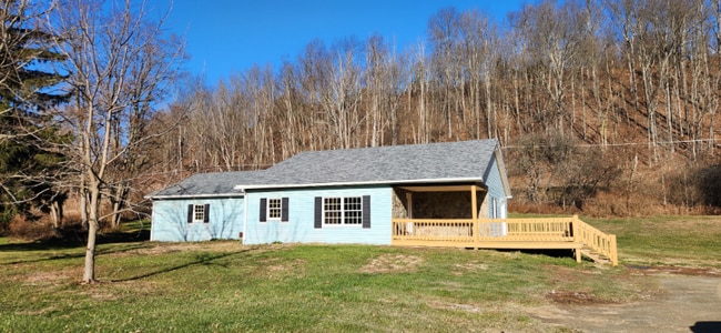 Building Photo - 2899 Sylvania Rd