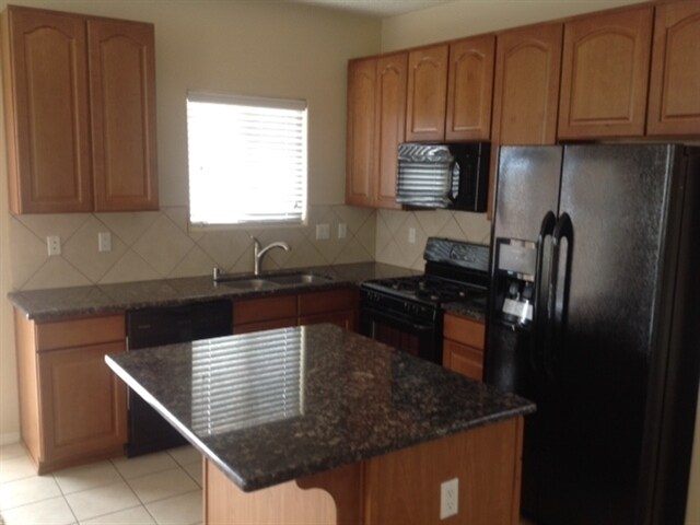 Photo - 2214 Margarita Dr SE