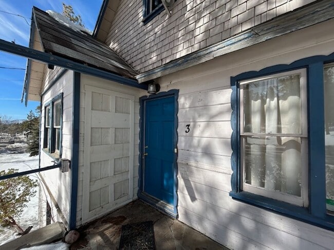 Building Photo - 40074 Big Bear Blvd Unit 40074 Big Bear Blvd #3
