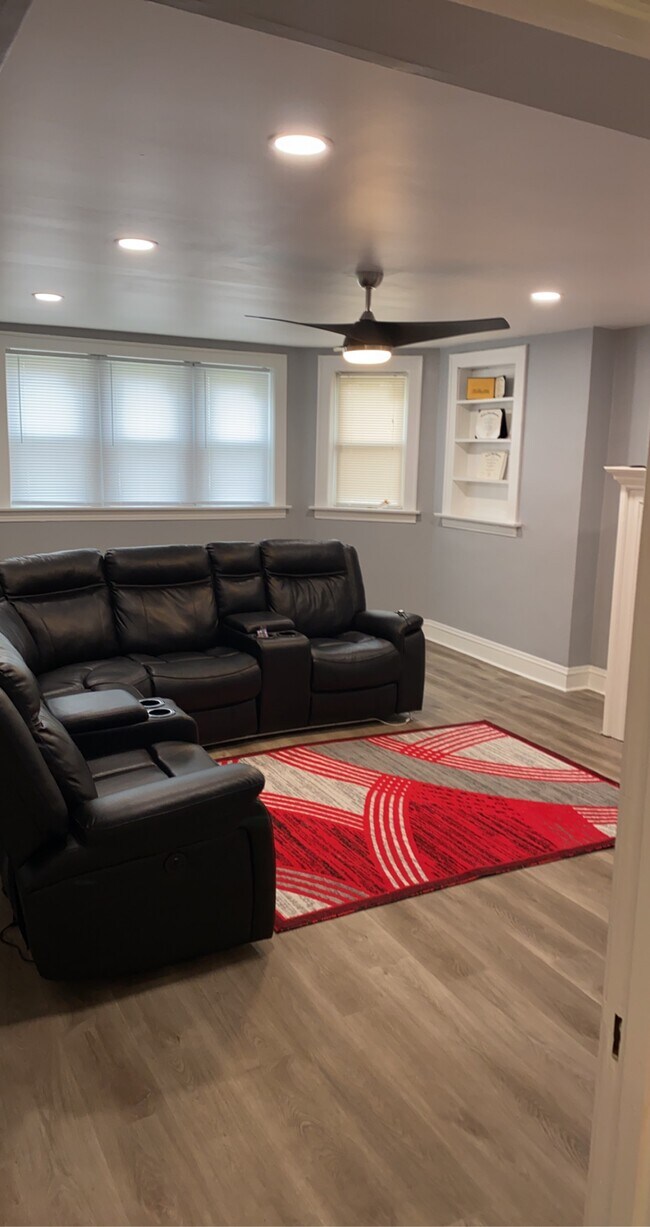 Photo - 52 W 112th St