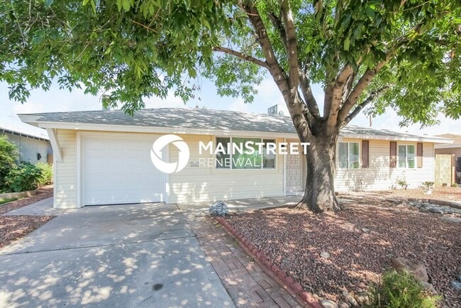 Building Photo - 3 Bedroom Pet-Friendly Home in PHOENIX, AZ...