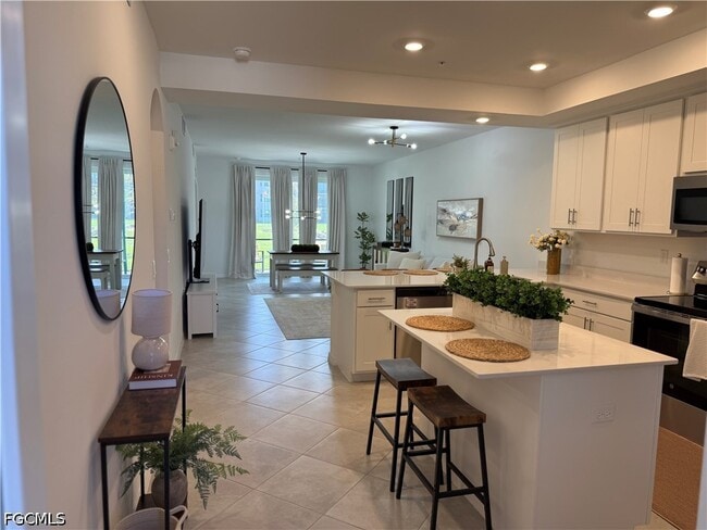 Building Photo - 18421 Copperhead Dr Unit 215