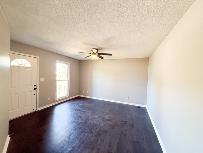 Photo - 3 Bedroom 2 Bathroom Home