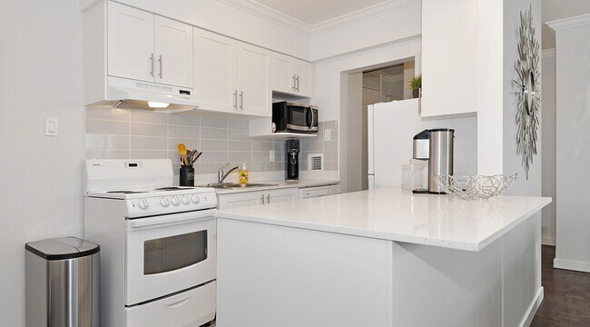 Photo - Pacific Beach Apartments Unit 00405