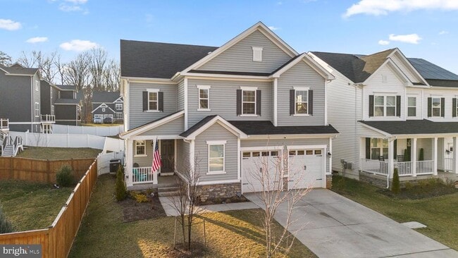 Photo - 68 SNOWDROP Dr