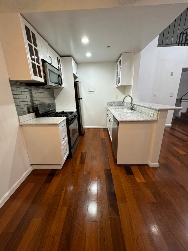 Photo - 1118 E Palmer Ave Unit 213