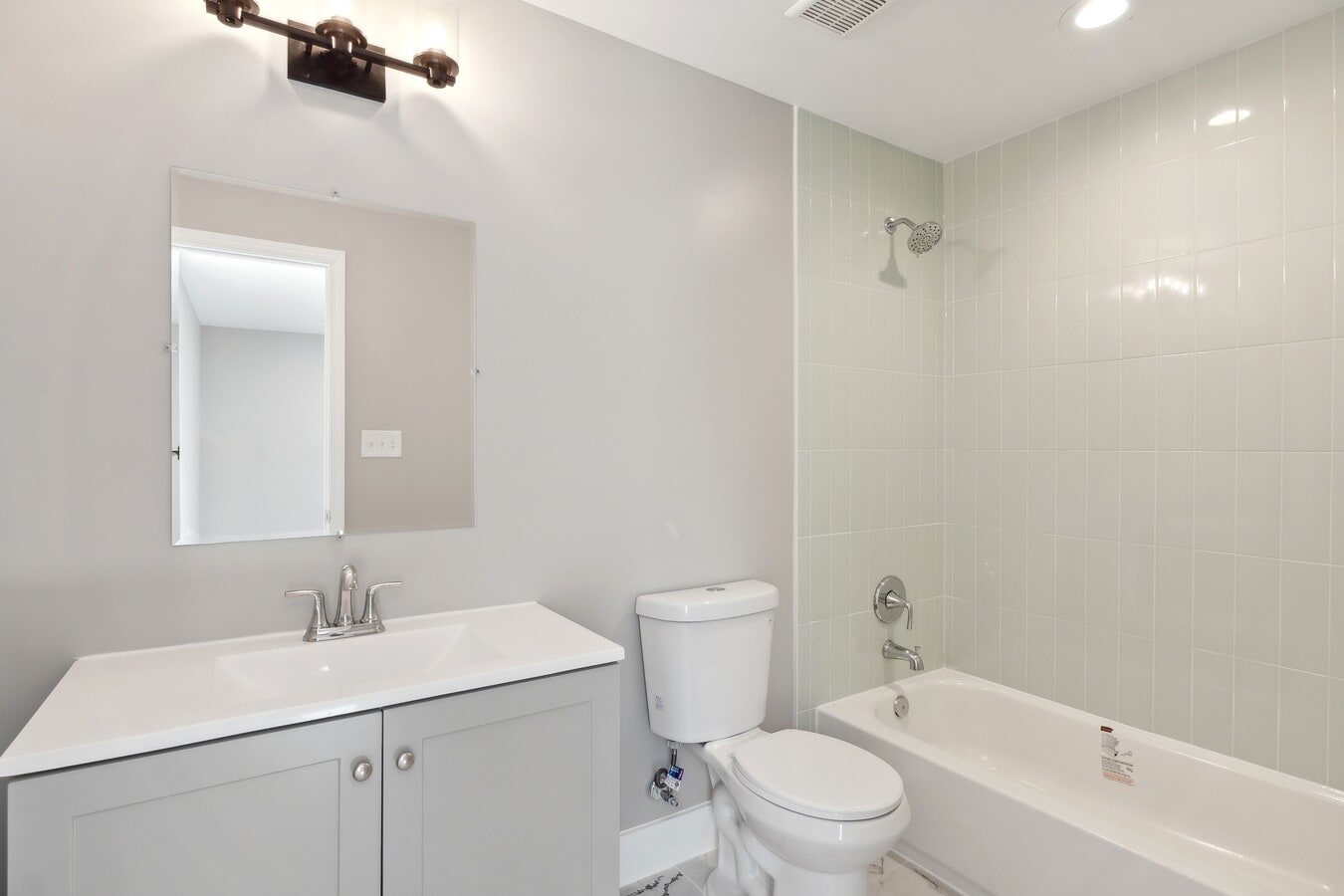 Photo - 5014 Apache St