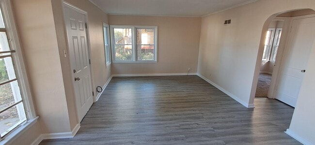 Photo - 1819 S 24th St