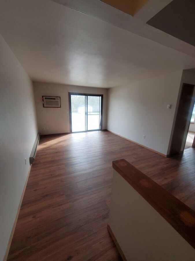 1320 Meadow Creek Dr. (8 Unit) - 1320 Meadow Creek Dr. (8 Unit)