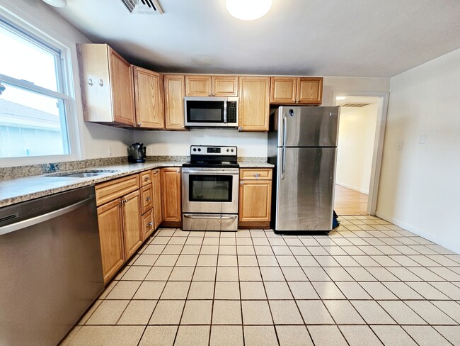 Photo - 74 Dunboy St Unidad 2