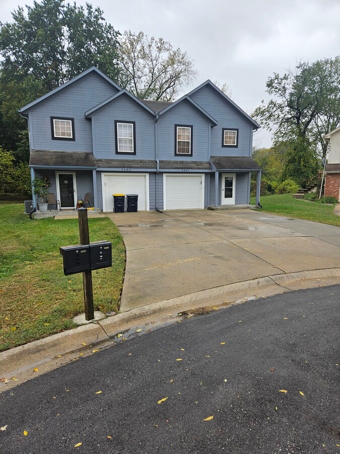 Photo - 7601 E 95th Ter