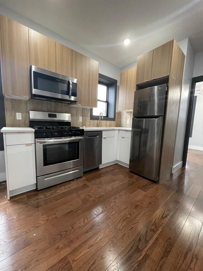 62 Vroom St 4L - 61 Vroom St Apartments Unit 4L