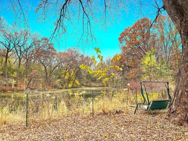 Photo - 3 Plus BR Sparkling Lakeshore Home with Two Kitchens, Fireplace, Huge Deck and is Pet Friendly!