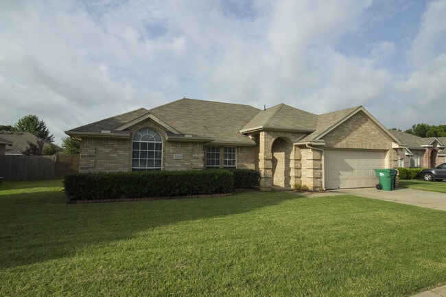 Building Photo - 5208 Whiting Way