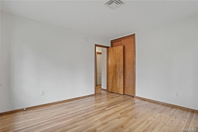 Photo - 17 Brookside Ave