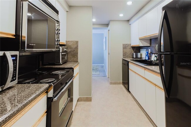 Photo - 632 Edgewater Dr Unit 238