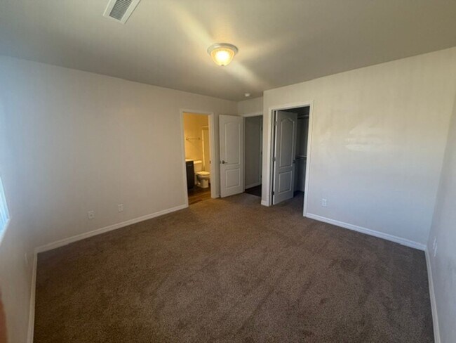 470 Serenity Ct Unit 470 C Fourplex 2nd FL