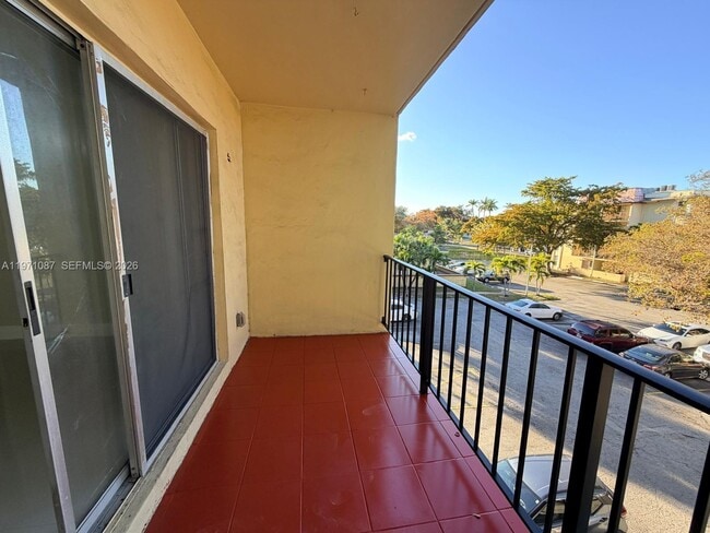 Photo - 11925 NE 2nd Ave Unit B310