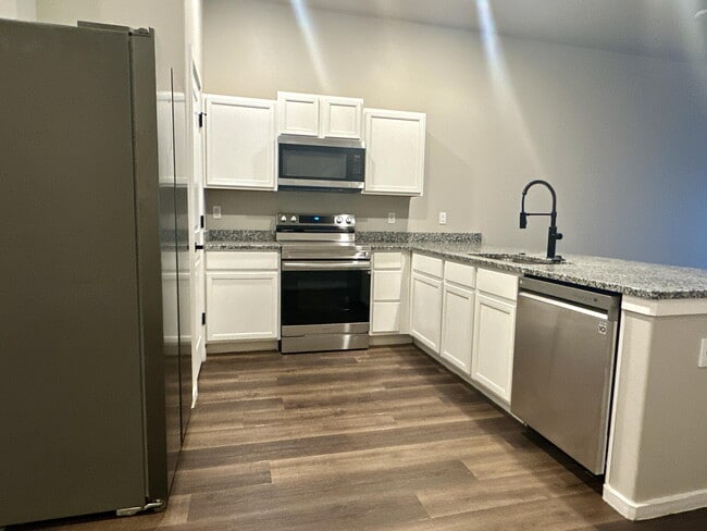 Photo - 2126 N Jayton Ave