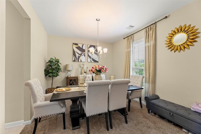 Photo - 8622 Oakdale Blf Ct