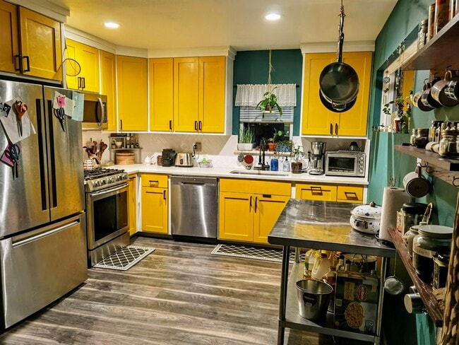 Photo - 2118 Berwick Ave