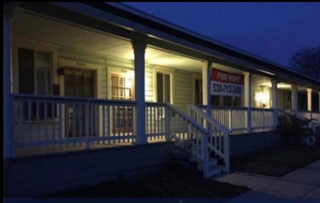 Building Photo - 1306 G St Unit 1306 Rental
