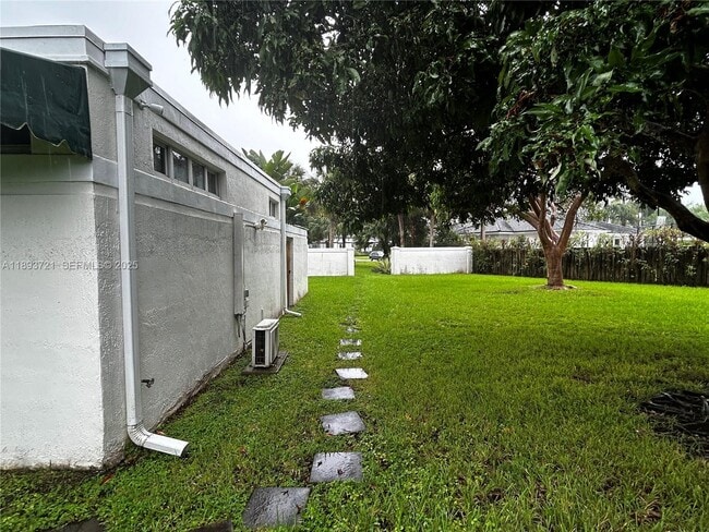 Photo - 7630 SW 73rd Pl Unit 1