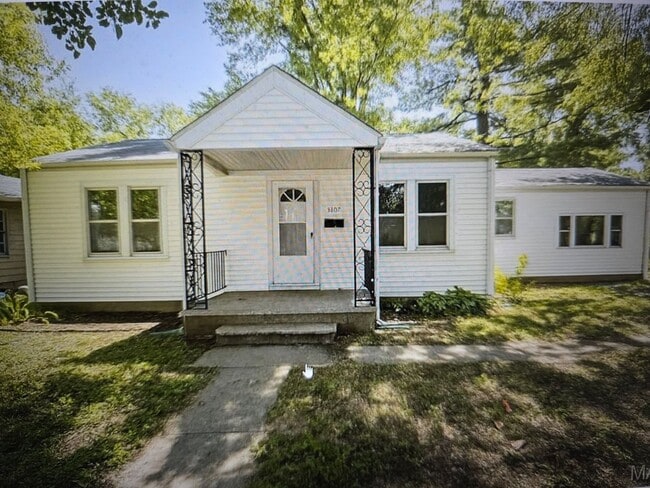 Building Photo - 3807 White St Rental