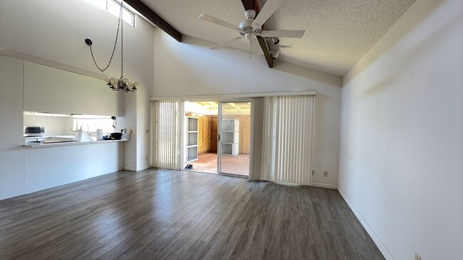 Building Photo - $3,600, 3-BR, 1.5-BA, Carport Pkg