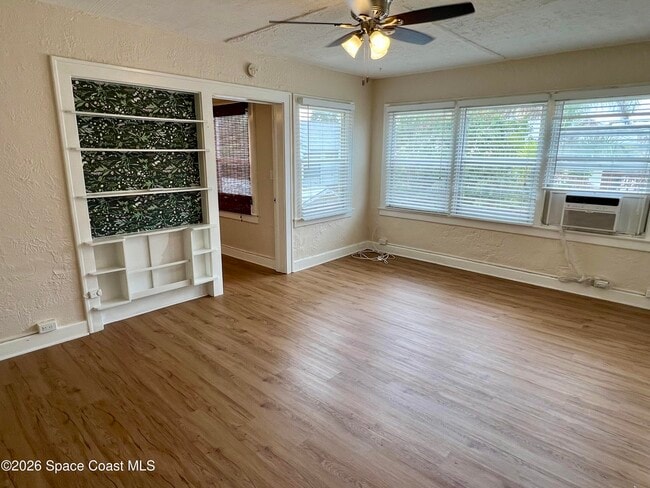 Photo - 2104 Waverly Pl Unidad 7