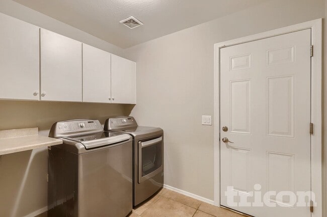 Photo - 43633 W Cydnee Dr