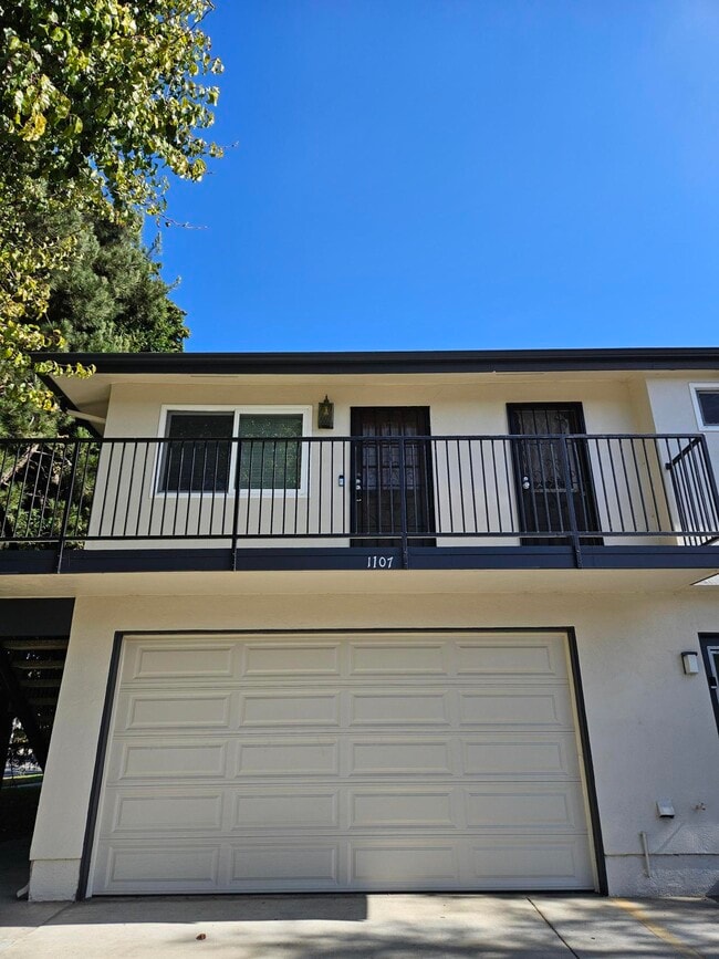 Building Photo - 1107 Carlsbad Pl Unit 1107 Carlsbad Place