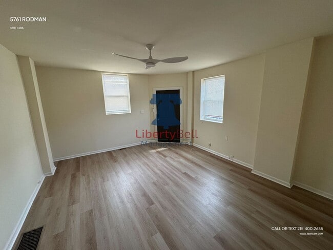 Photo - 5761 Rodman St