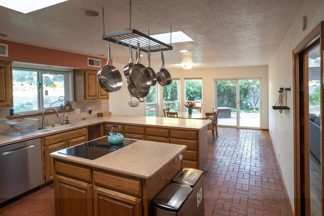 Photo - 9316 Tanoan Dr NE