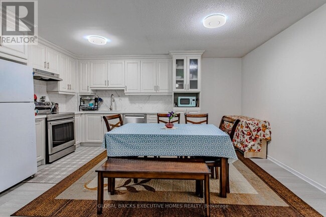 Photo - 1275 Cornerbrook Pl