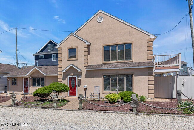 Photo - 2 Holiday Rd