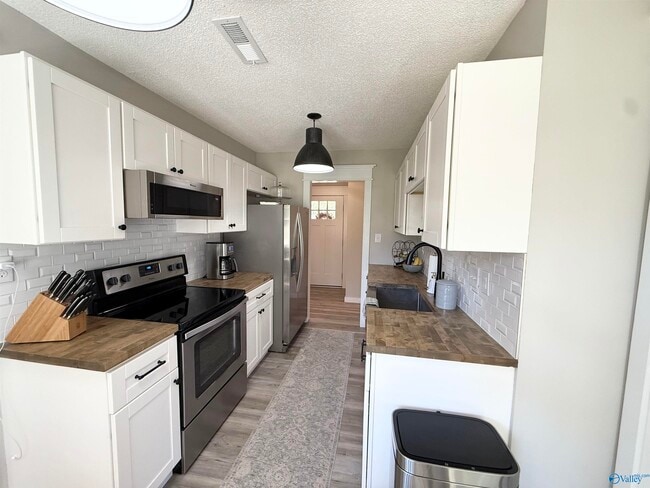 Photo - 9742 Wallwood Dr SE