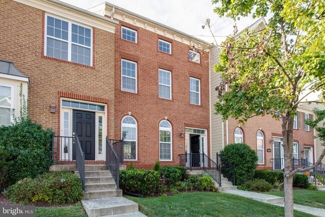Photo - 7621 Elmcrest Rd