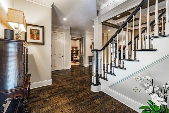 Photo - 1122 Ashton Bluff Dr NE