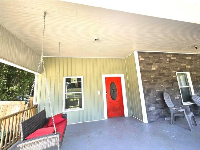 Photo - 947 Troupe St