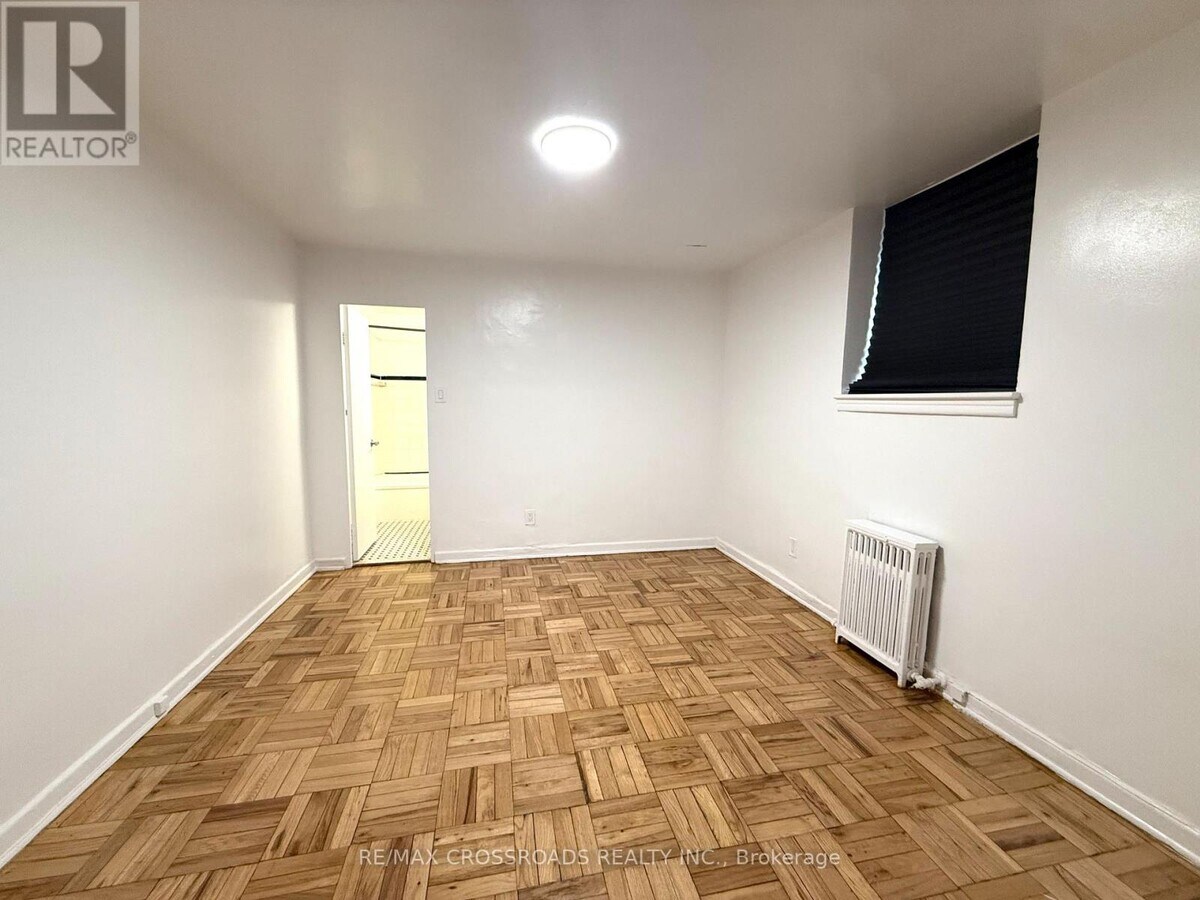 Photo - 2770 Yonge St Unité B7