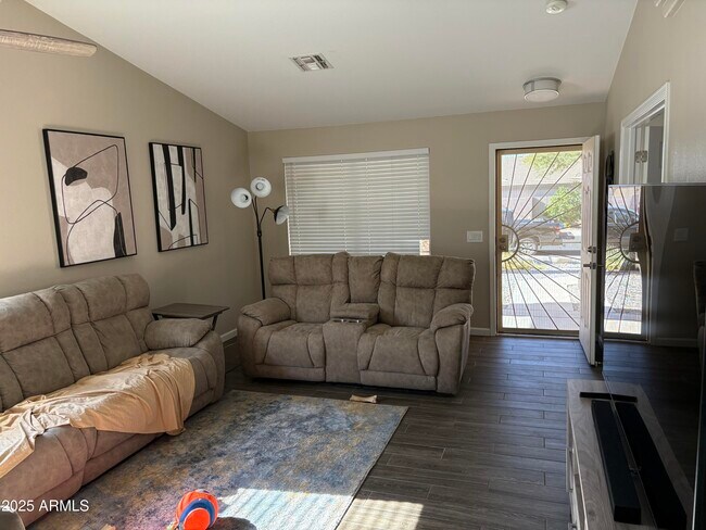 Photo - 17901 N 111th Dr