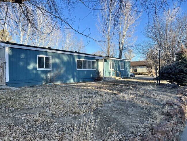 Photo - 1006 N Cedar St