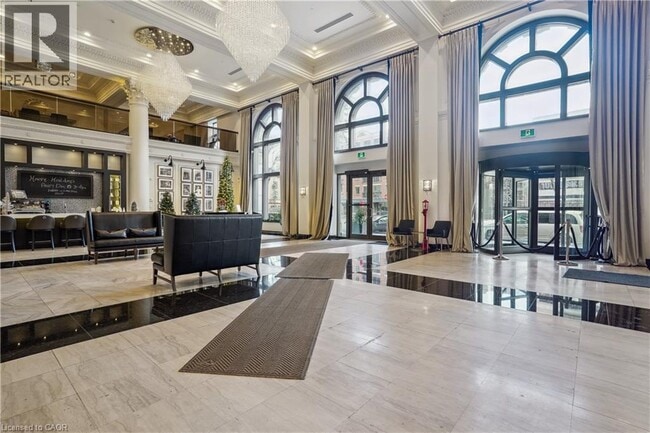 Photo - 118 King St E Unit 522