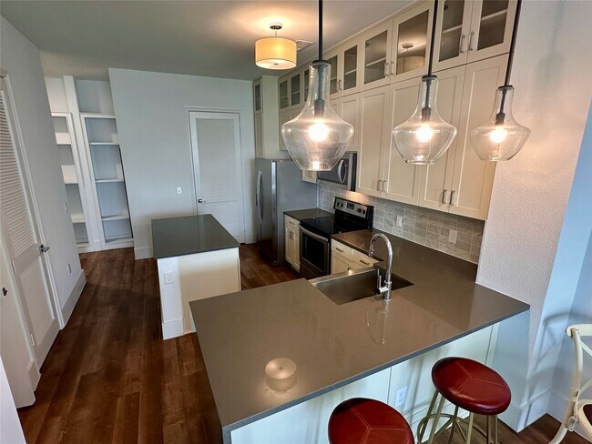 Photo - 1508 Blodgett St