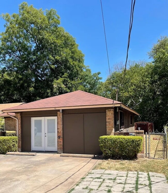 Photo - 1107 Thurgood Cir